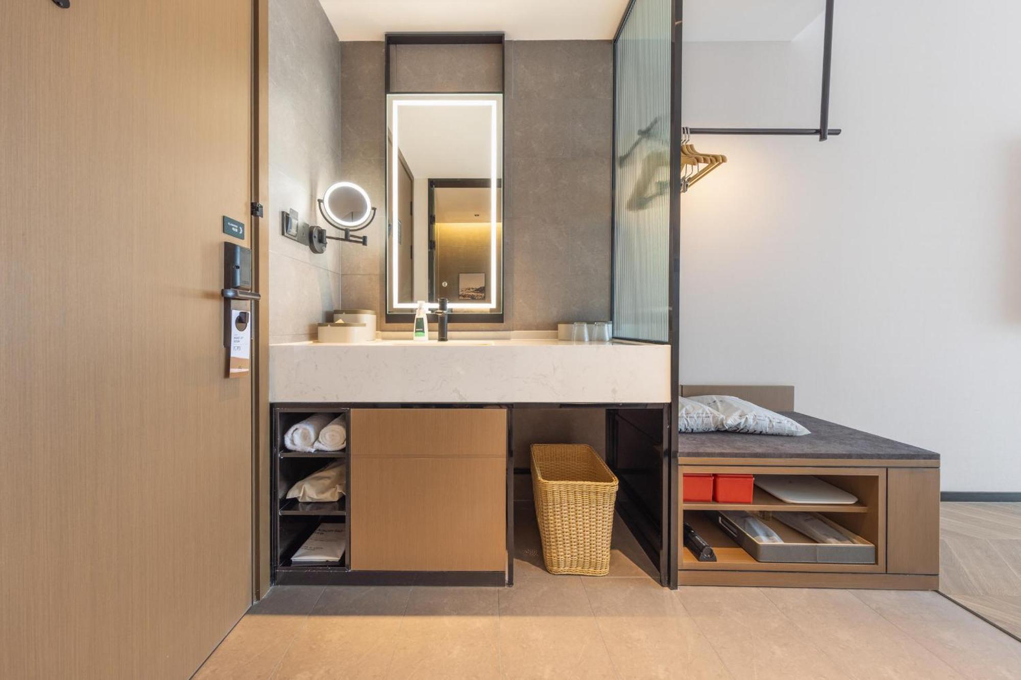 Atour Hotel Wuhan Chuhe Han Street Hongshan Plaza Kültér fotó