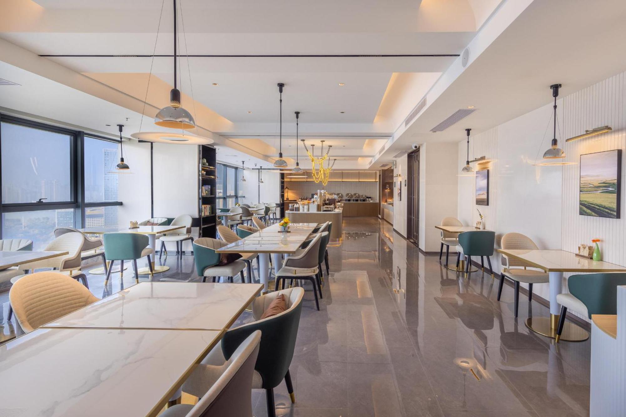 Atour Hotel Wuhan Chuhe Han Street Hongshan Plaza Kültér fotó